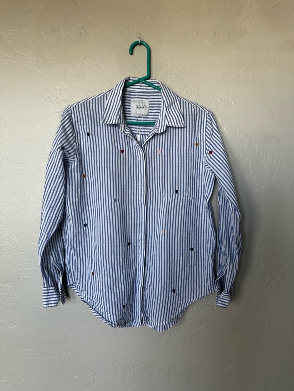 Rails Taylor NWOT Blue and White Striped Embroidered Hearts Button-Down Shirt